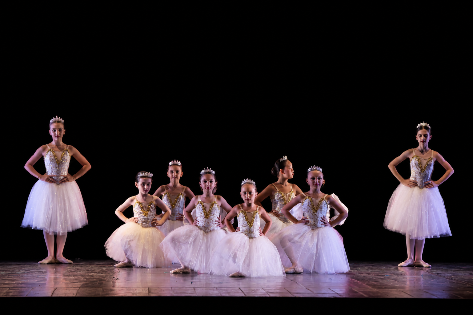 Il gruppo Puntine Rosa della scuola Divina Dance